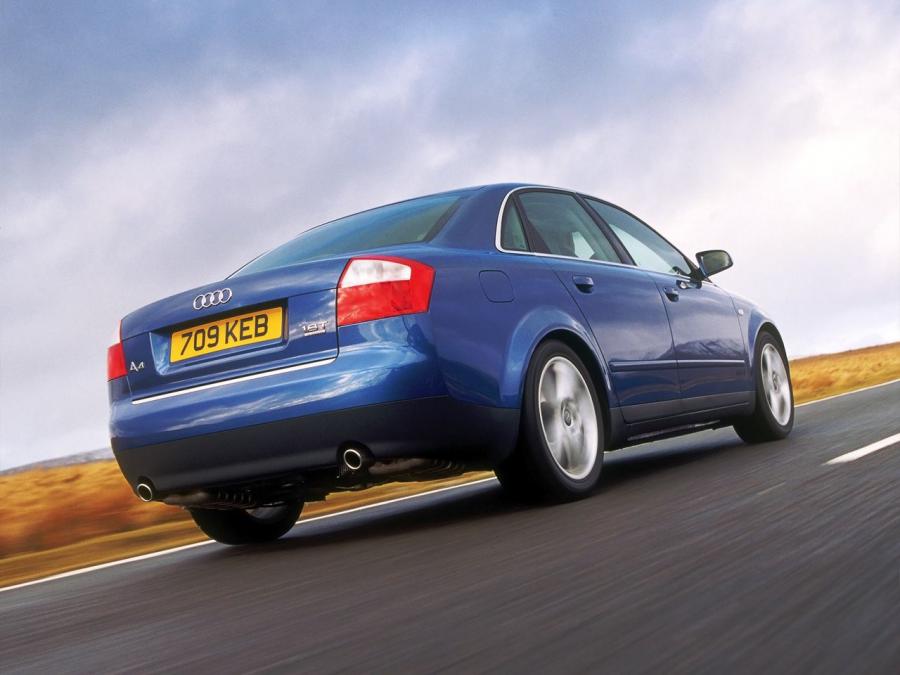  Audi A4 1.8T Quattro Sedan (B6,8E) 2000 года  (UK) (фото 2 из 3)